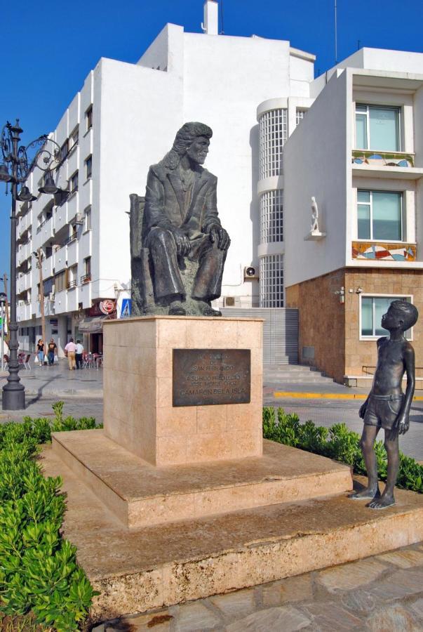 Apartamentos Coralba - El Escondite De La Bahia サン・フェルナンド エクステリア 写真